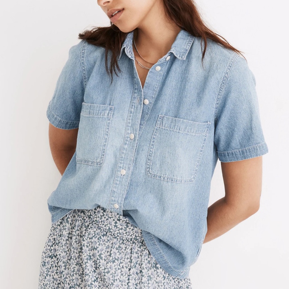 Madewell Denim Short-Sleeve Button-Up Shirt in Brickton Wash